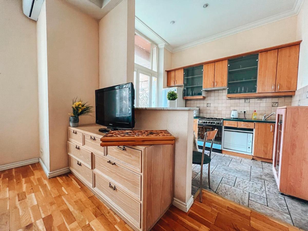 Apartments Rentals Ukraine on Kreshchatik Kiew Exterior foto