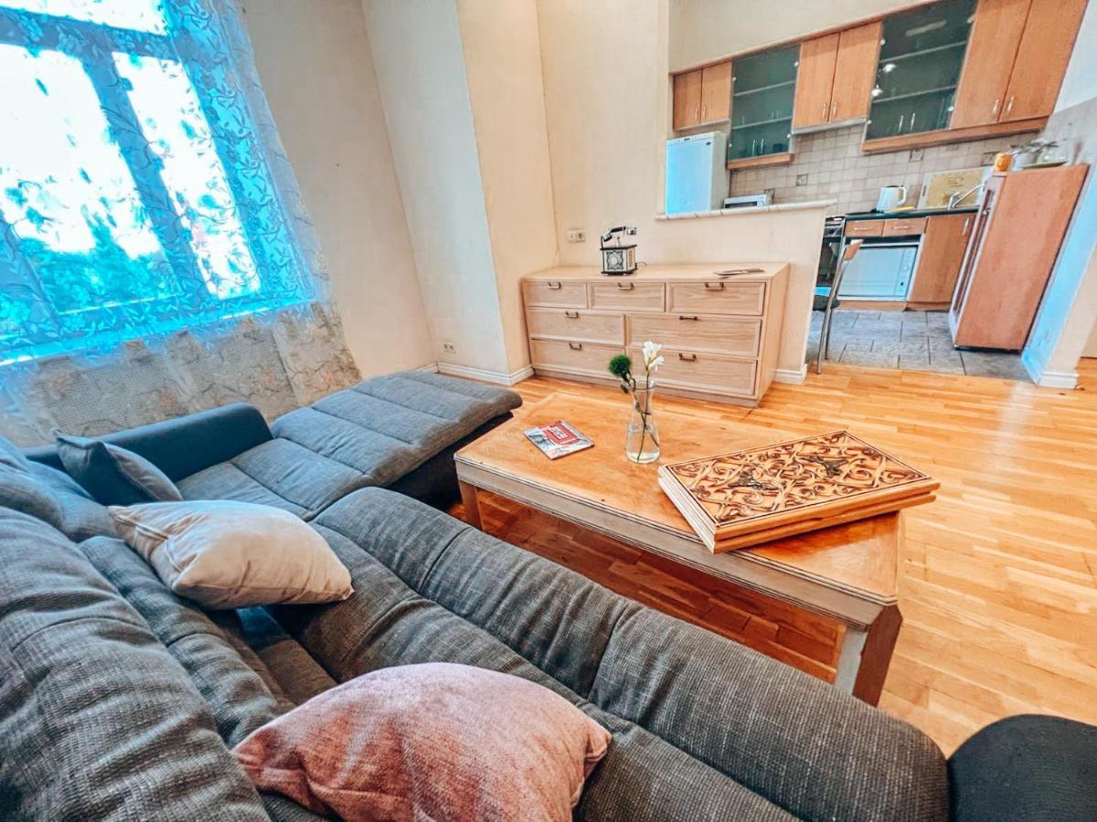Apartments Rentals Ukraine on Kreshchatik Kiew Exterior foto