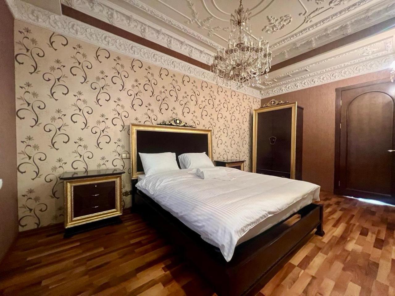 Apartments Rentals Ukraine on Kreshchatik Kiew Exterior foto