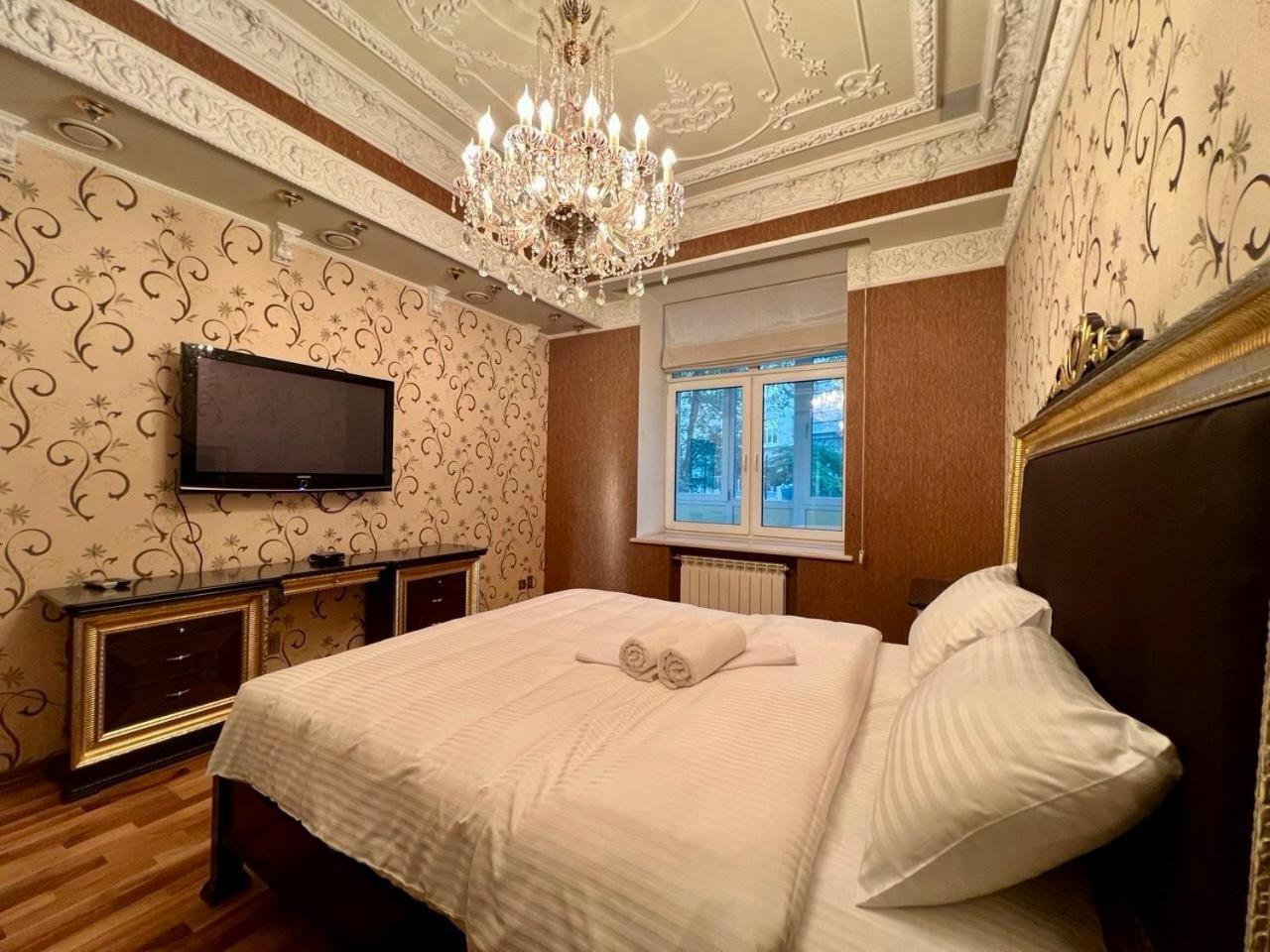 Apartments Rentals Ukraine on Kreshchatik Kiew Exterior foto