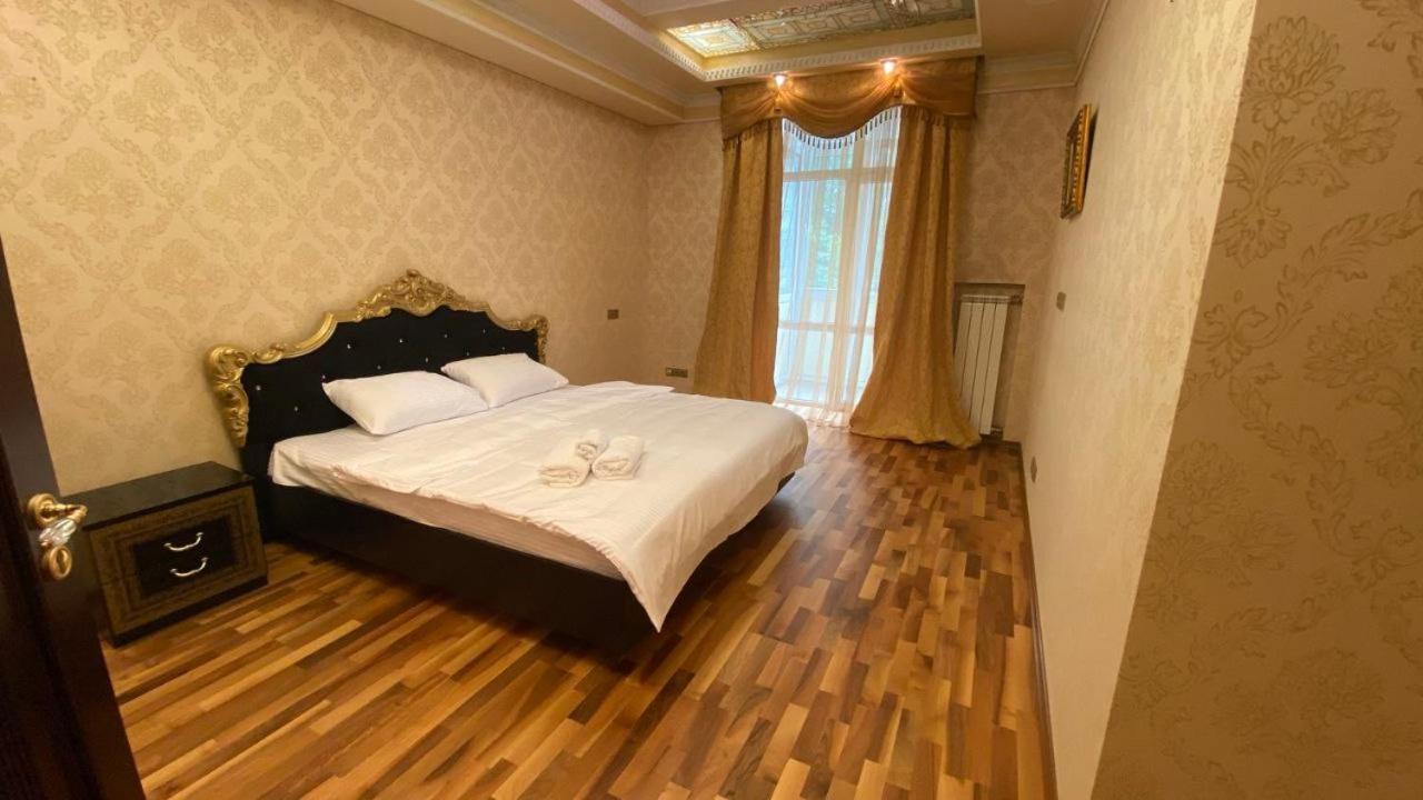 Apartments Rentals Ukraine on Kreshchatik Kiew Exterior foto